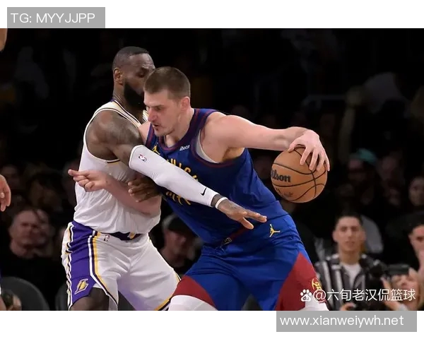 出战成疑就是投降!湖人迎战雄鹿三大看点,老詹逆天数据、交易调侃、主场魔咒