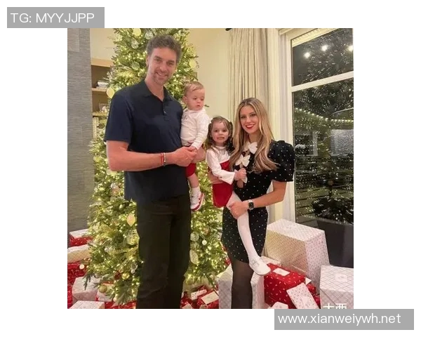 保罗-加索尔喜迎小女儿,网上晒照分享喜悦